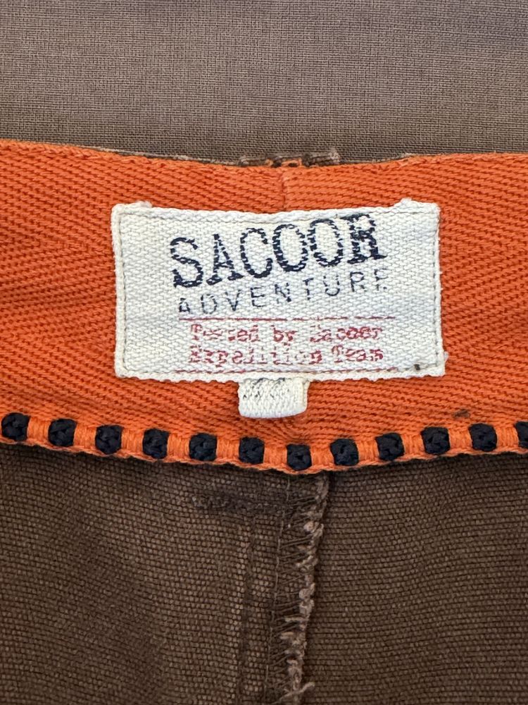 Calças Sacoor castanhas