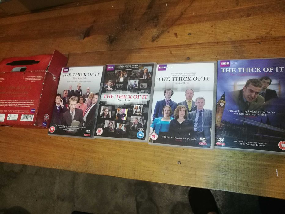 THE THICK OF IT - COMPLETE COLLECTION 8XDVD (legendagem em Inglês)