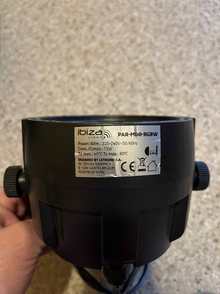 Lampy sceniczne Ibiza light par-mini-rgbw 15W światła estradowe