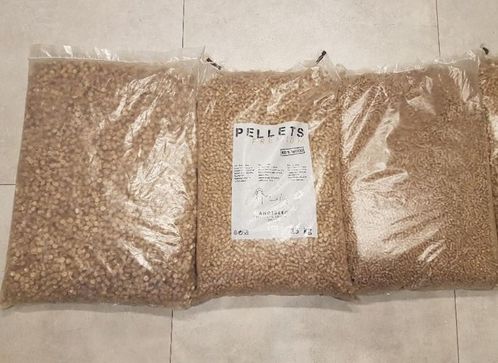 PELLET drzewny fi6mm pakowany w foliowe worki 15kg EASY OPEN transport