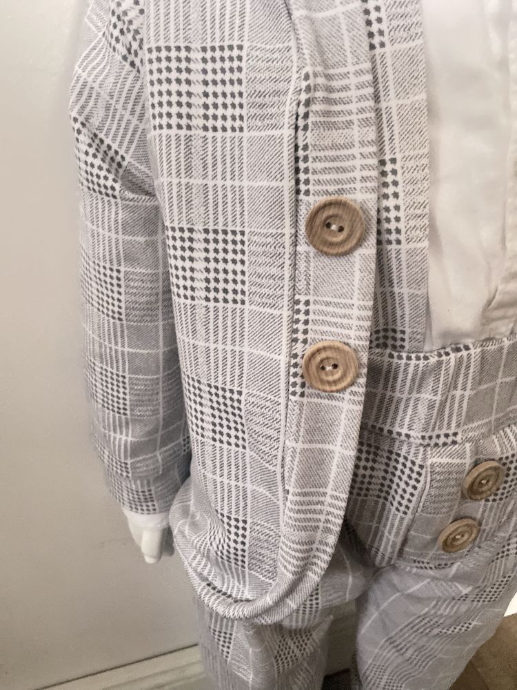 Elegancki garnitur w kratę rozmiar 86cm