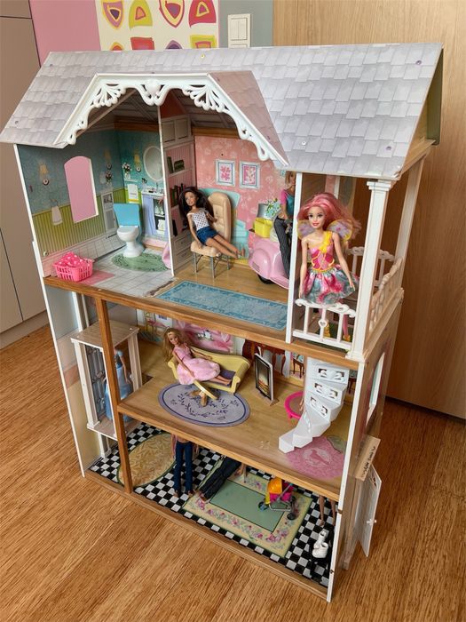 Domek dla lalek gigant