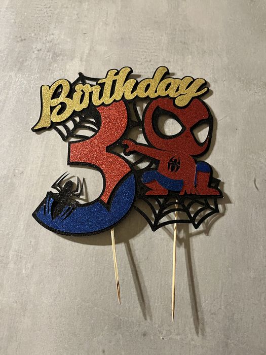 Topper spiderman 3 urodziny na tort