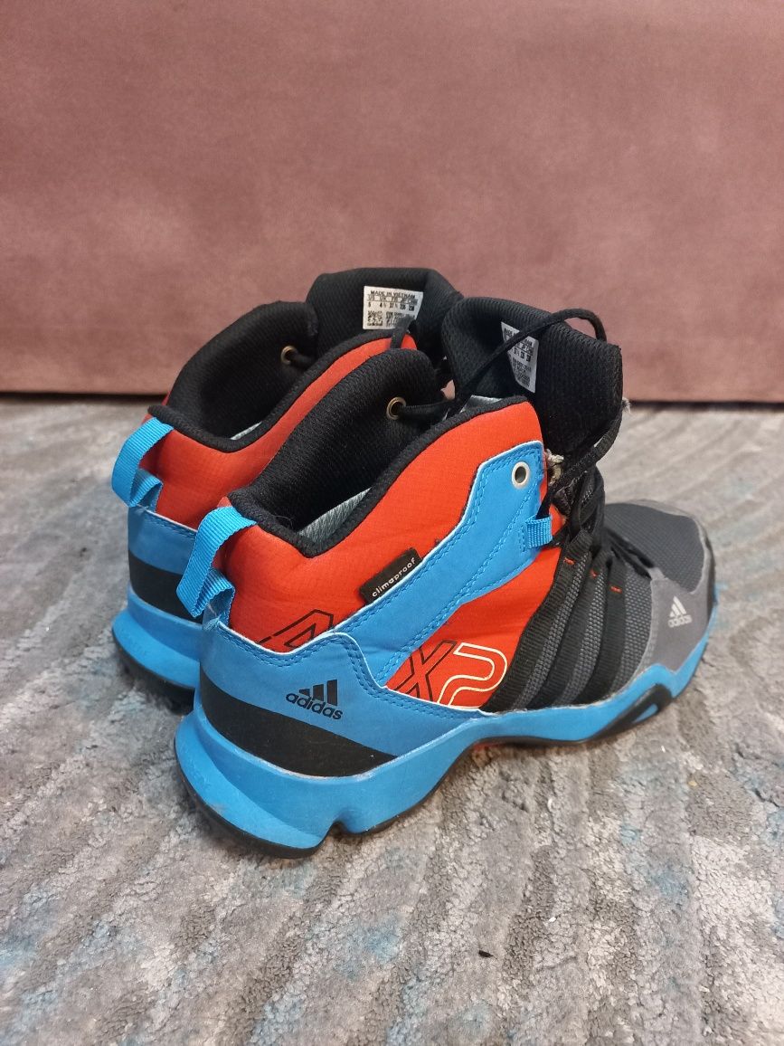 Buty chłopięce Adidas