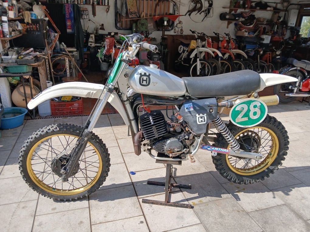 Husqvarna CR 250.