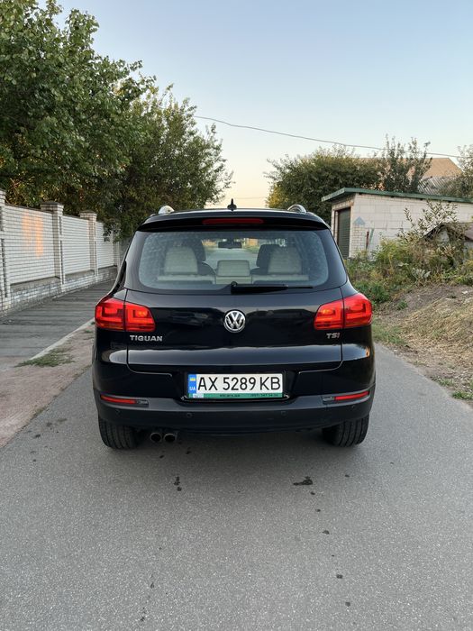 Продам авто Volkswagen Tiguan