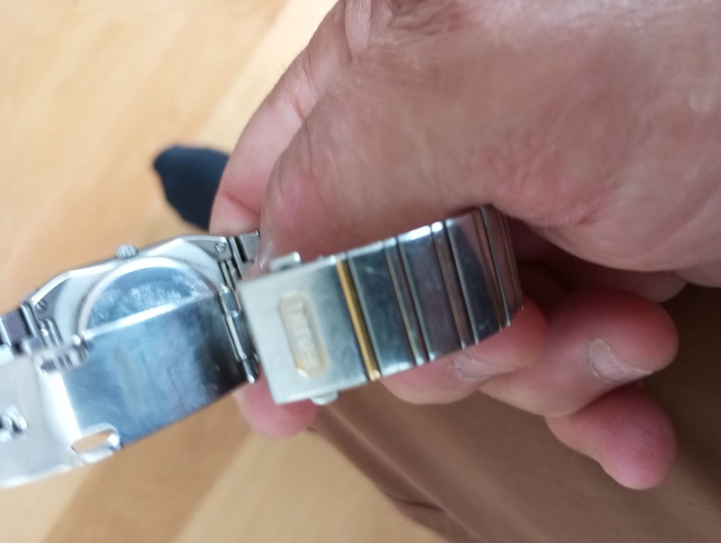 Relógio marca Rado