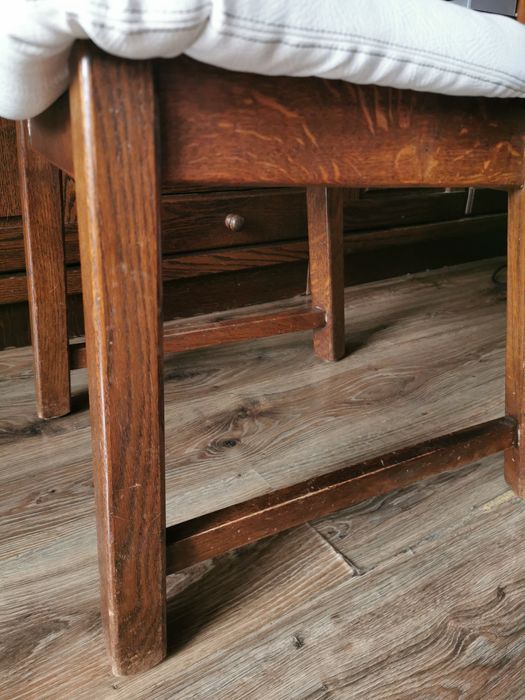 Stare, gabinetowe krzesło holenderskie