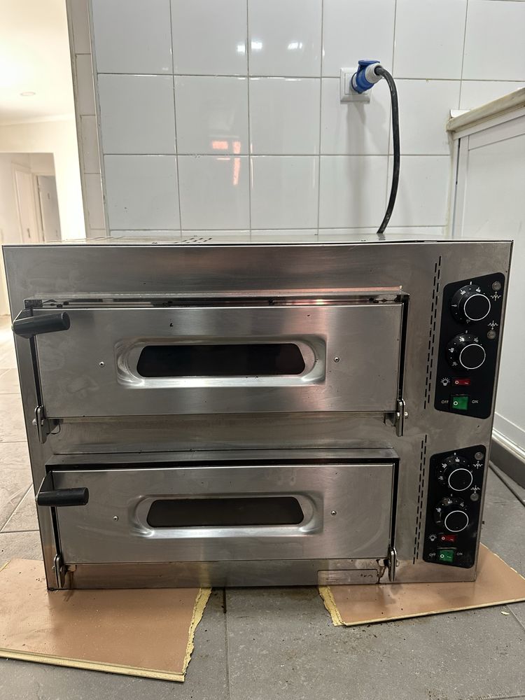 Vendo 2 fornos de pizza industrial