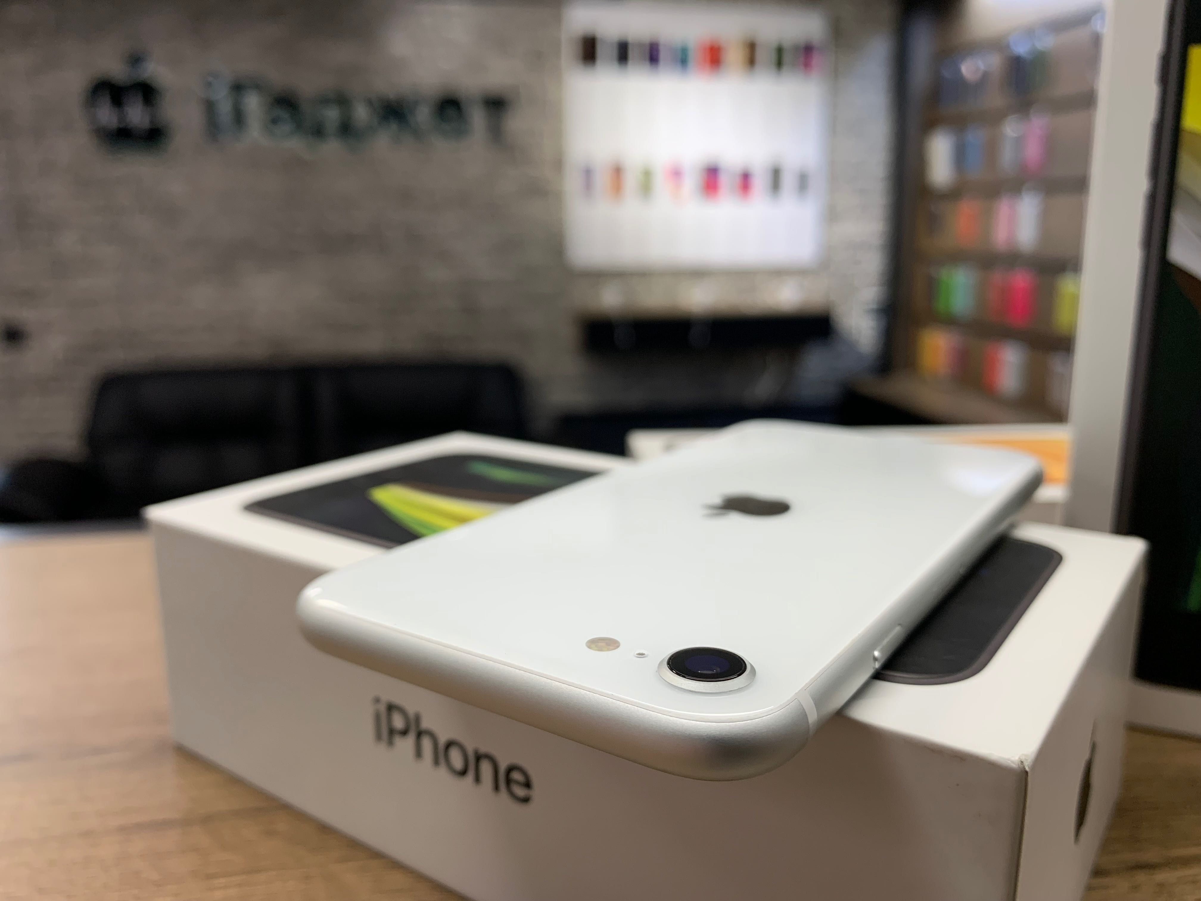 iPhone SE 2020 128GB (White) Neverlock. Кредит. Гарантія !