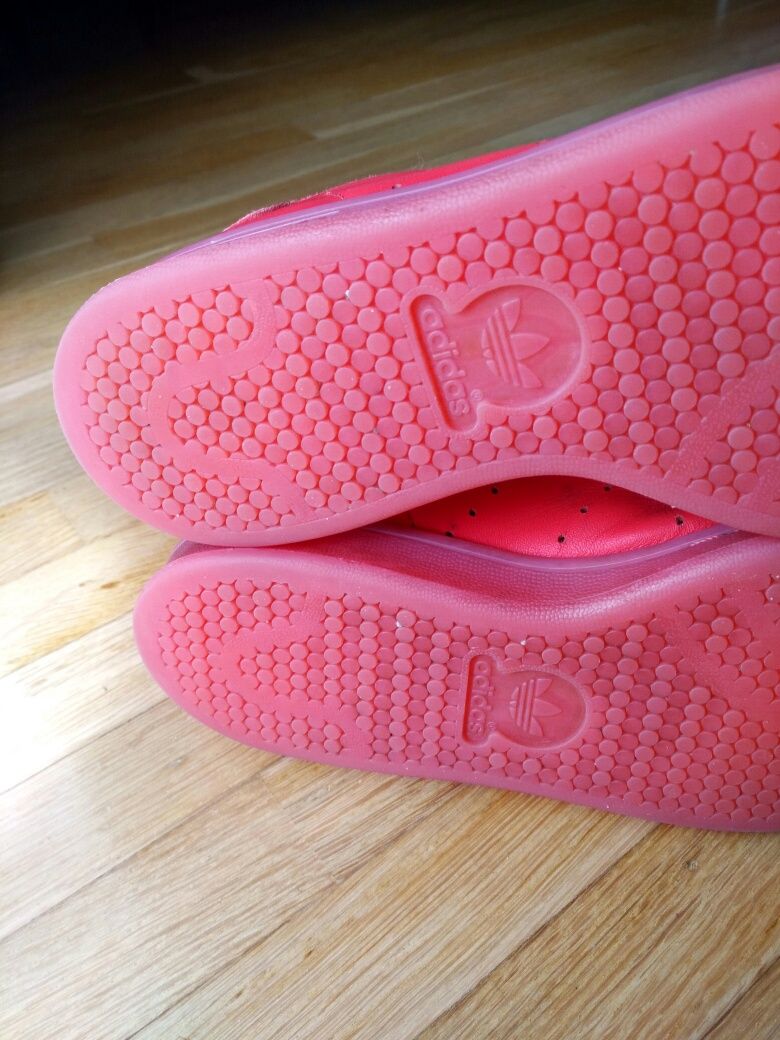Sprzedam buty Adidas 37 1/3 Nike