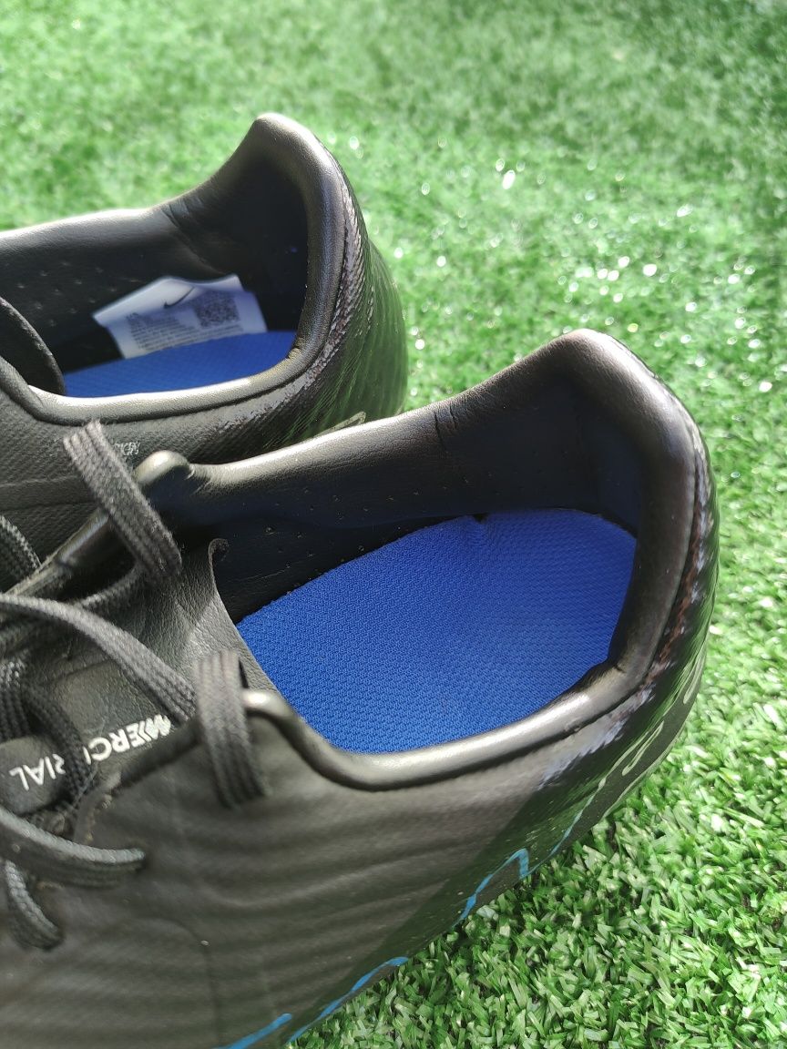 Korki Nike Zoom Mercurial Vapor 15 Academy FG/MG  38/24 cm.