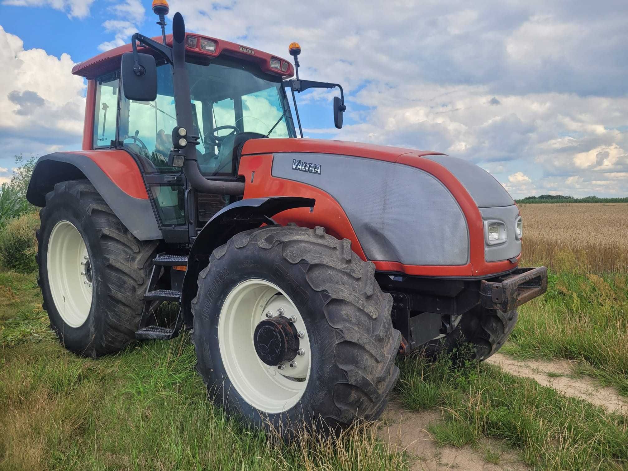 Valtra   T   160
