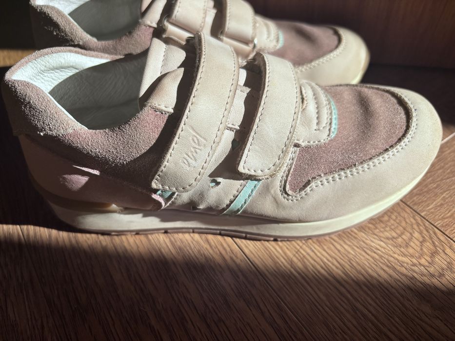 Buty dla dziewczynki Emel rozmiar 30