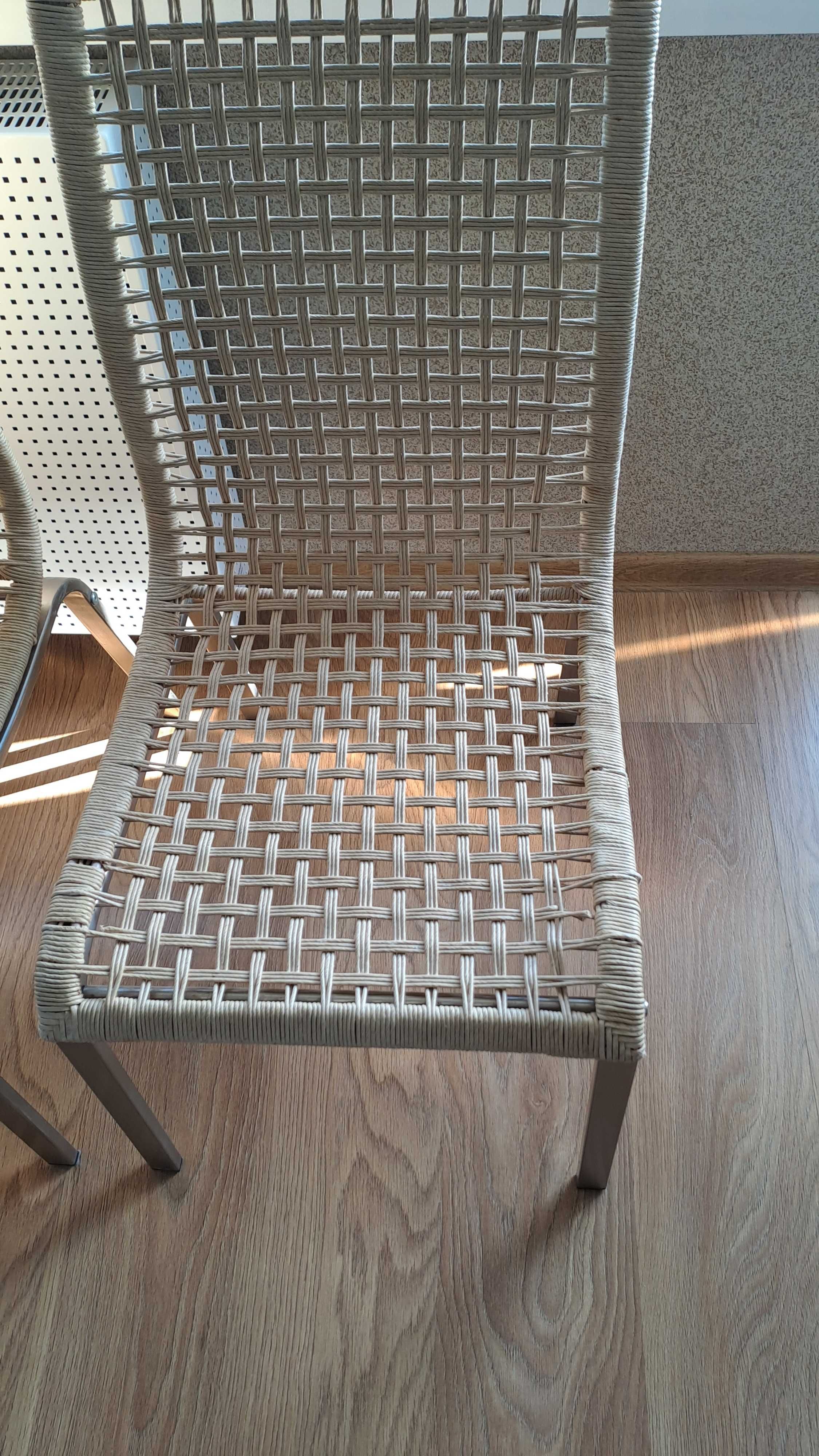 sprzedam używane krzesła IKEA
