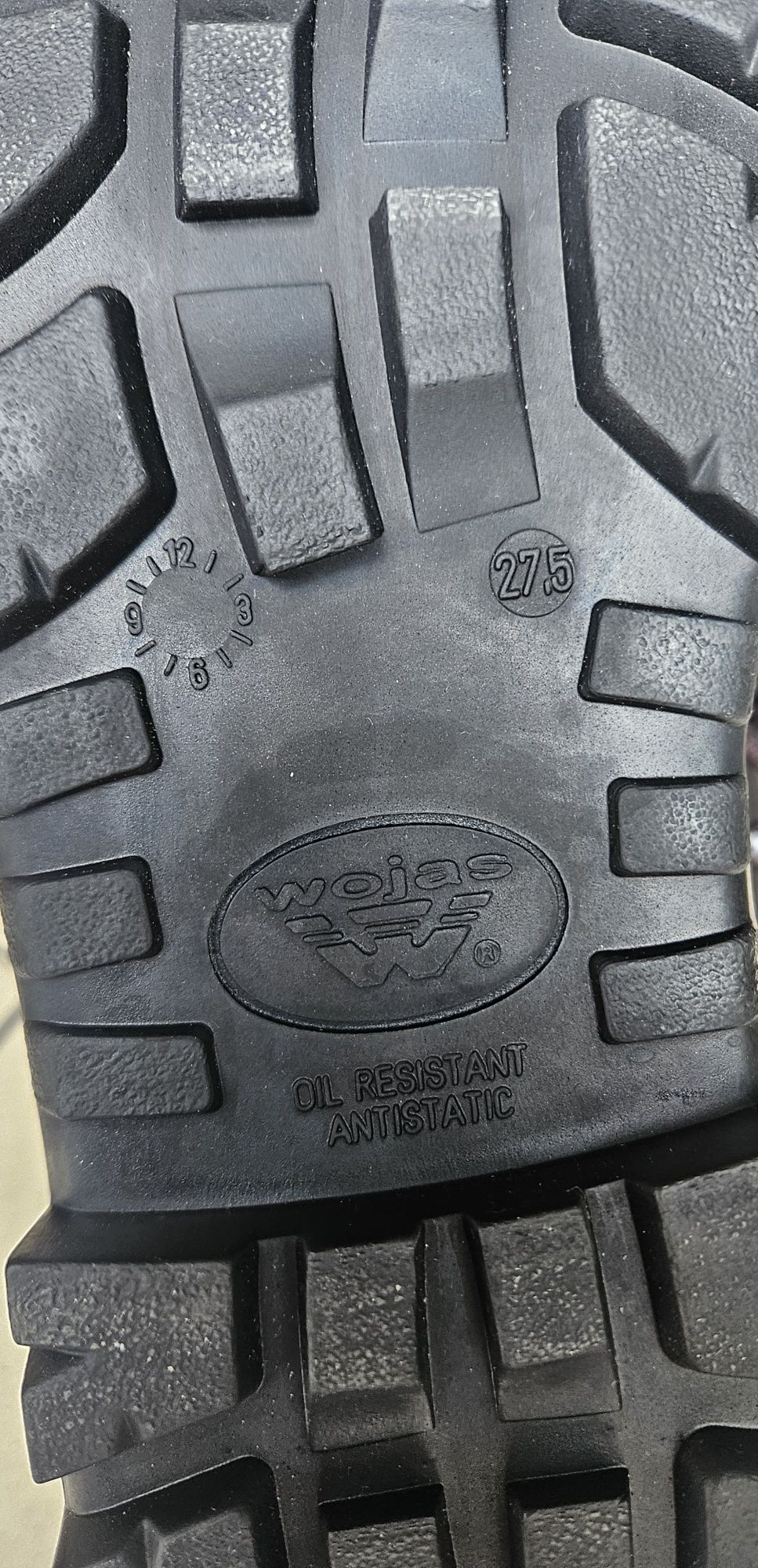 Buty 933A MON brązowe rozm.27