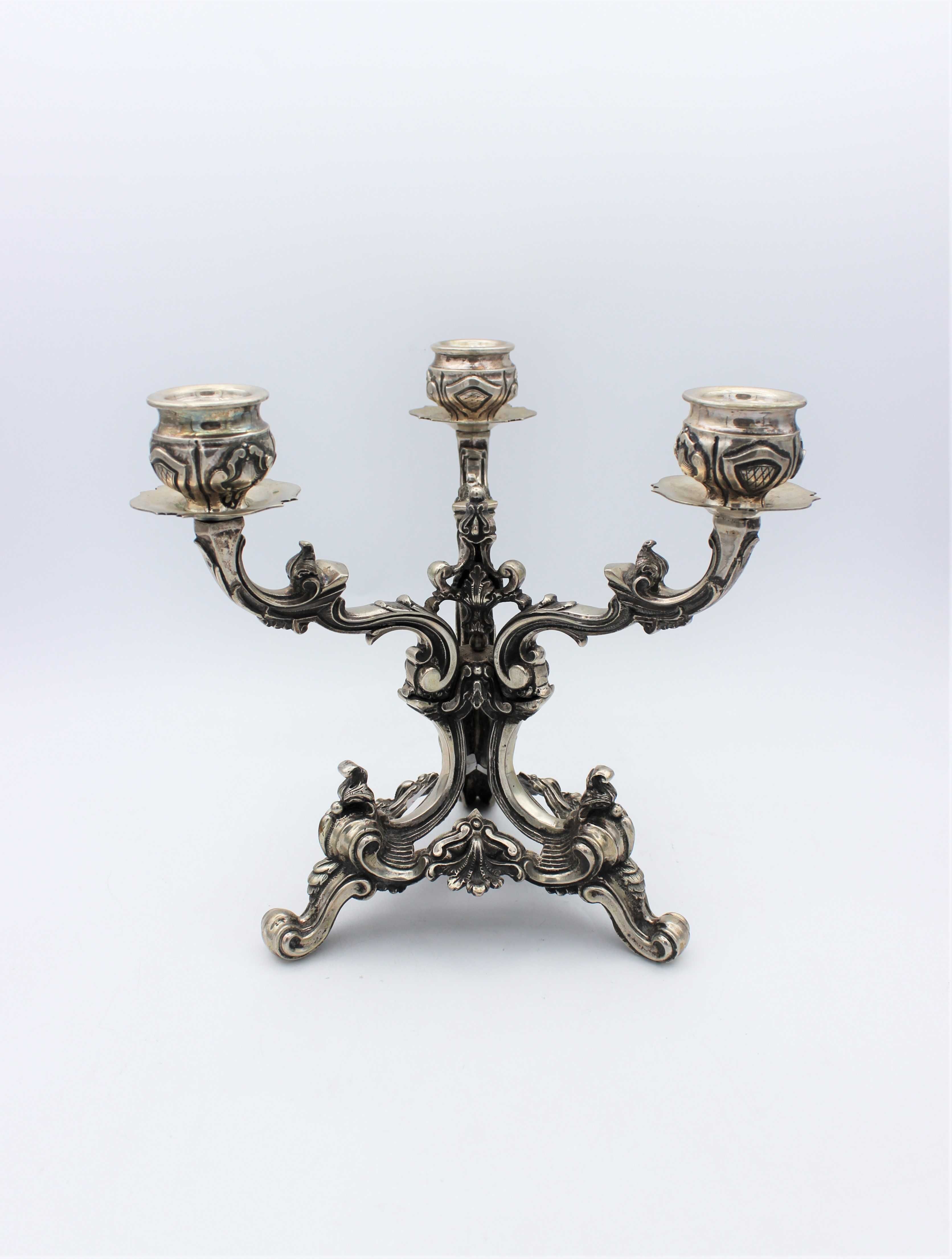 Par de Candelabros de Três Lumes em Prata Portuguesa