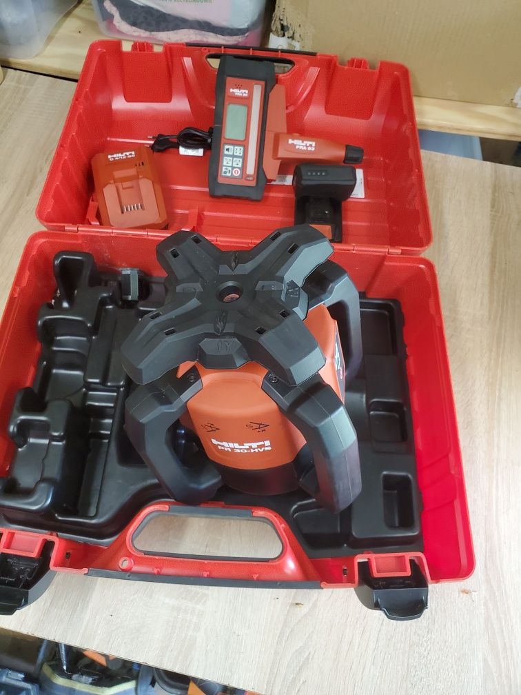 Niwelator hilti PR 30-HVS
