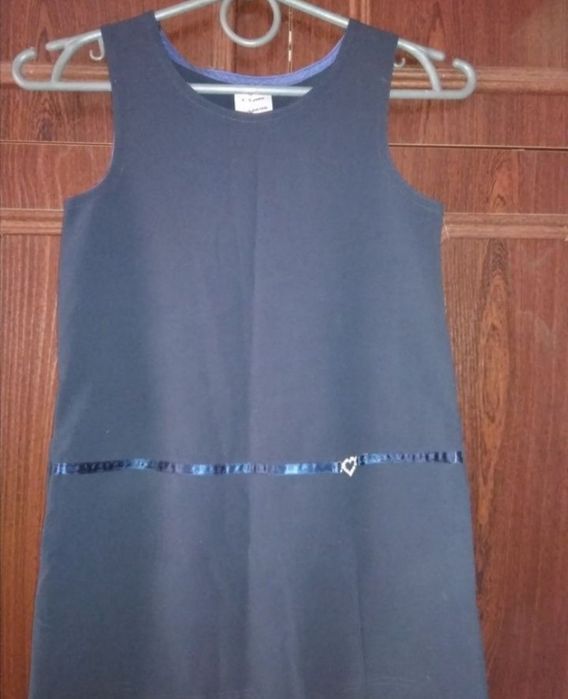 Продам сарафанчик на девочку