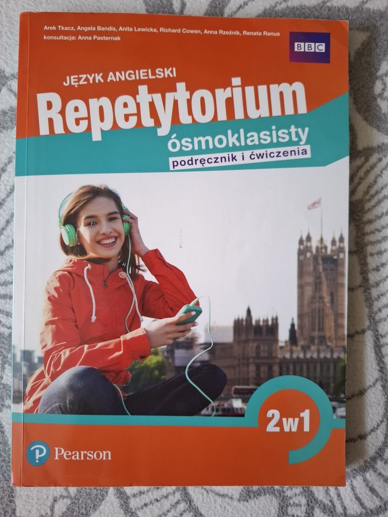 Repetytorium ósmoklasisty. Podręcznik I ćwiczenia 2w1. Pearson.