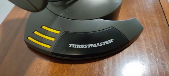 Joystick Thrust Master