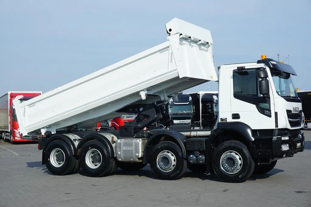 Iveco / TRAKKER / 480 / E 6 / WYWROTKA / 8 X 4 / HYDROBURTA / RETARDER