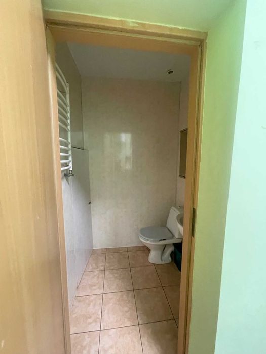 Продам фасадное помещение в р-не Нового рынка.