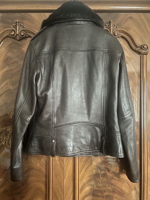 Шкіряна куртка massimo dutti