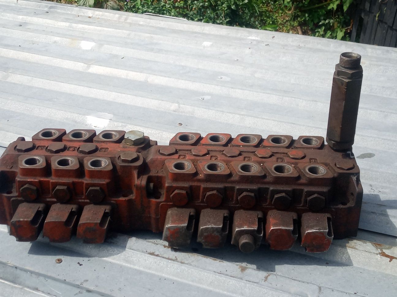 Rozdzielacz hydrauliczny