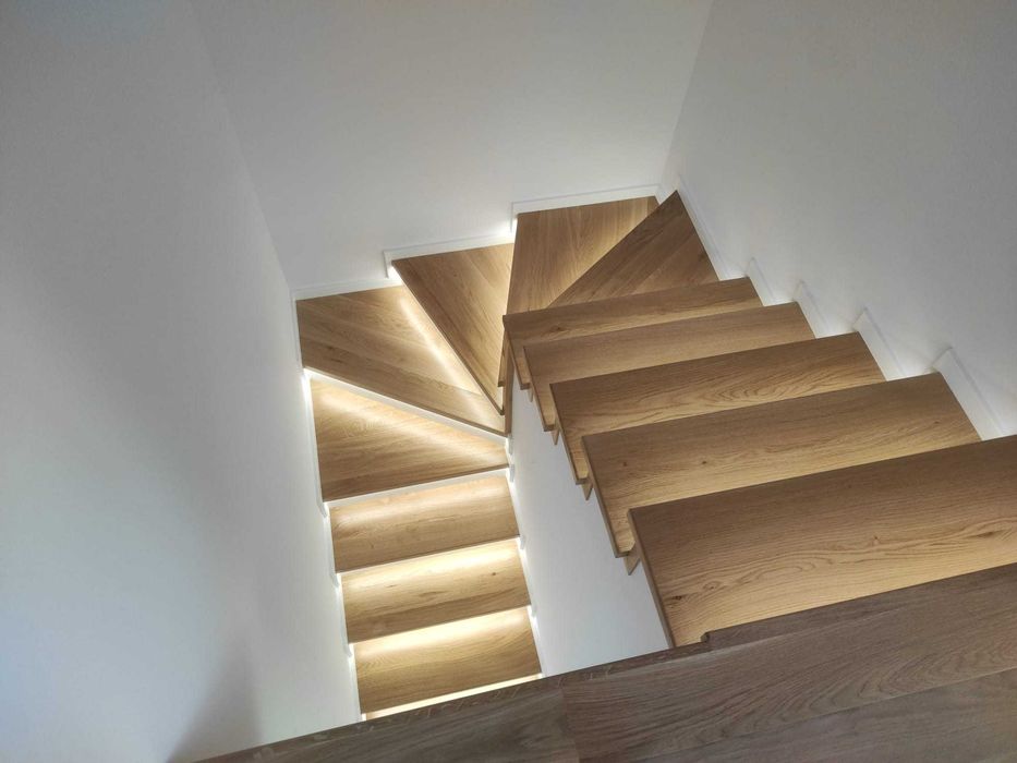 Schody i podłogi drewniane, cyklinowanie renowacje Śląsk, Małopolska