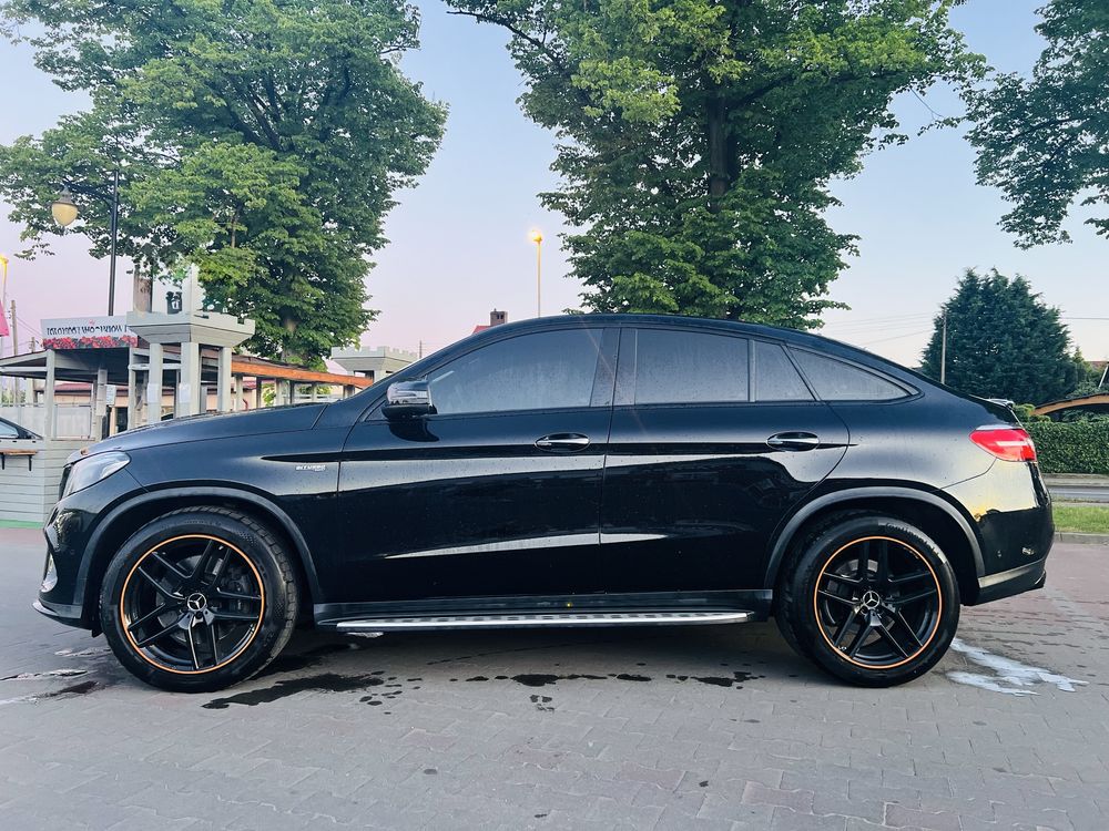 GLE Coupe 43AMG Orange Edition