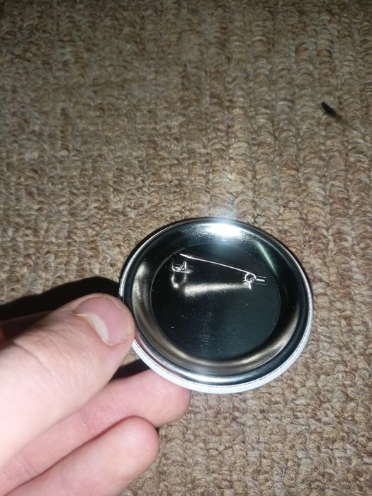 Значки с принтами