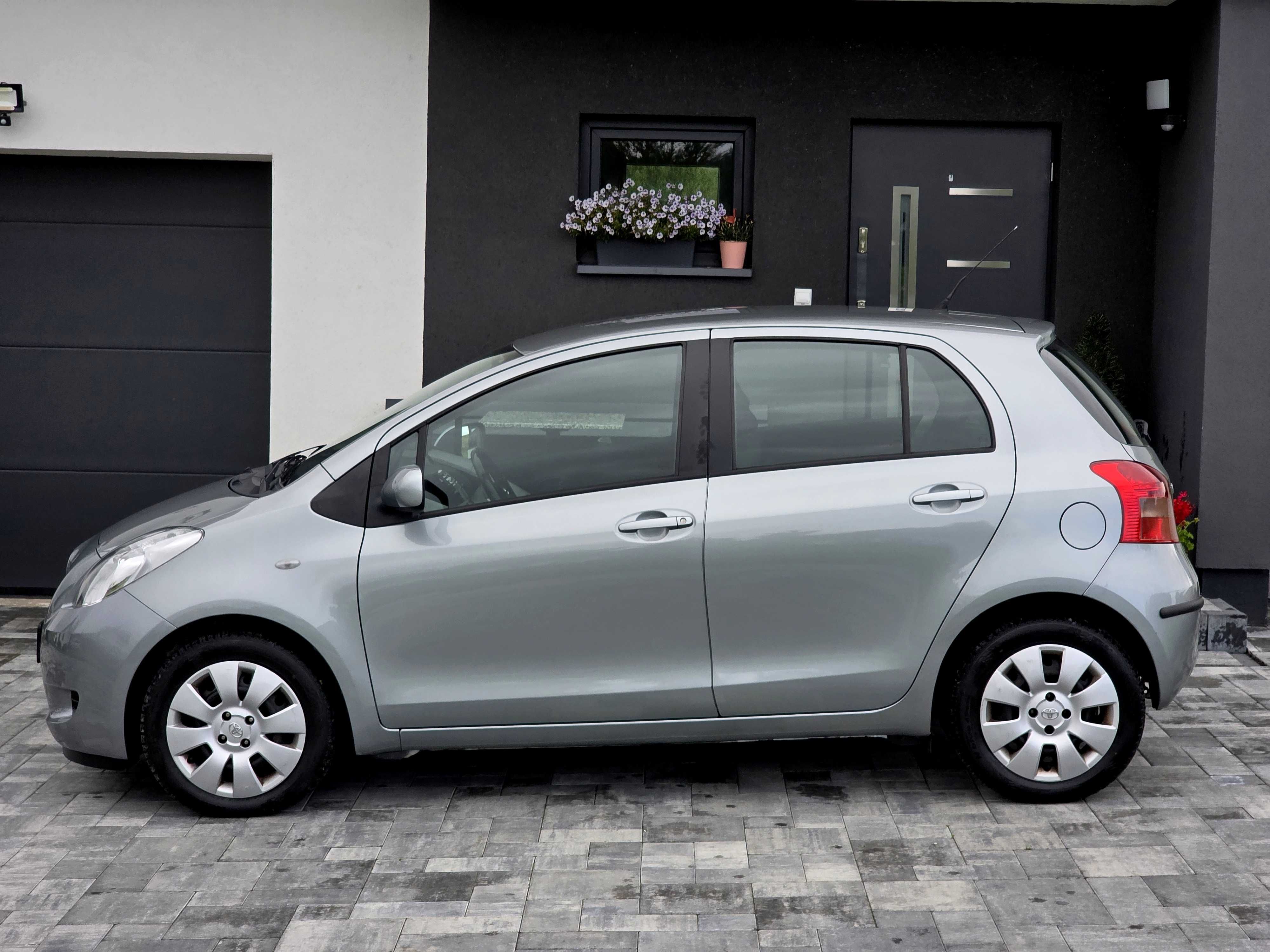 Toyota YARIS 1.3 Benz 2007r z Niemiec KLIMA Polecam !!