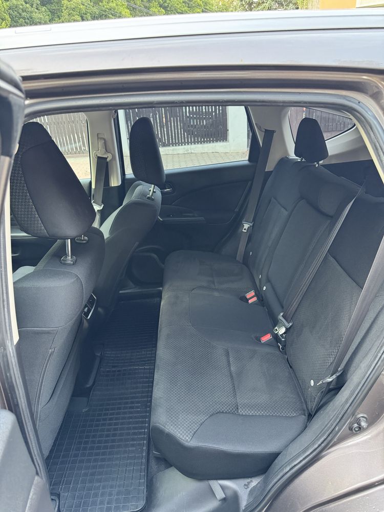 Honda CR-V 2015rok lift 1.6 disel , ladne wyposażenie, oryg lakier