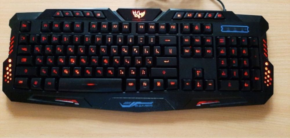 Игровая проводная клавиатура M200 с подсветкой