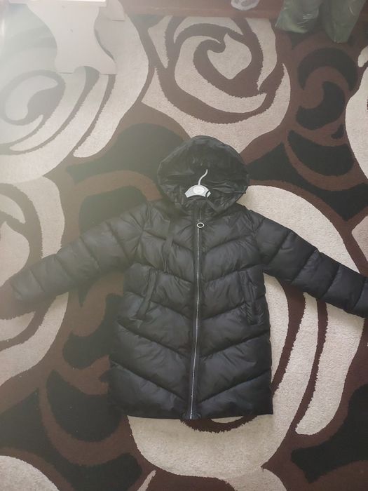 Курточка зимова 140розмір
