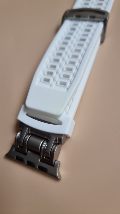 Silikonowy pasek sportowy kompatybilny z Apple Watch 49,45,44,42 mm