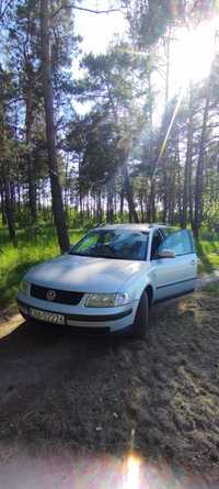 Sprzedam Passat 1.6lpg 1998