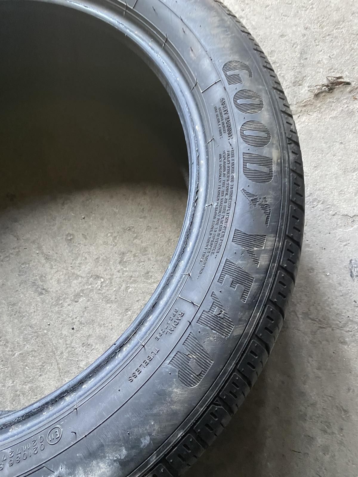 225.55.19 GoodYear 4шт лето БУ склад шины резина из Европы 55 R19