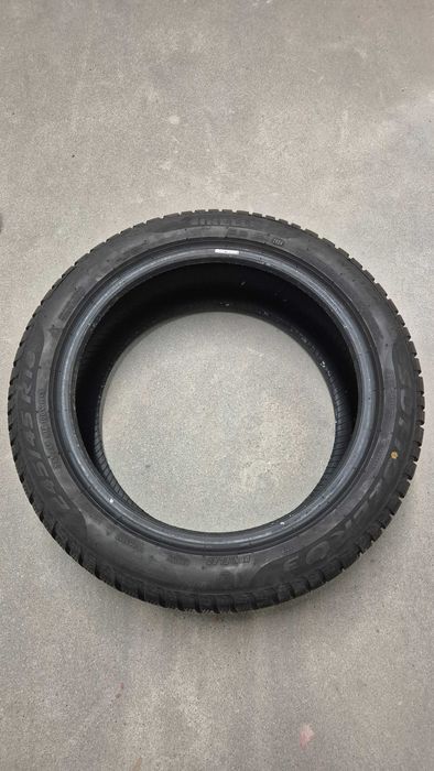 Opony zimowe Pirelli SottoZero 3 245/45 R18 100V