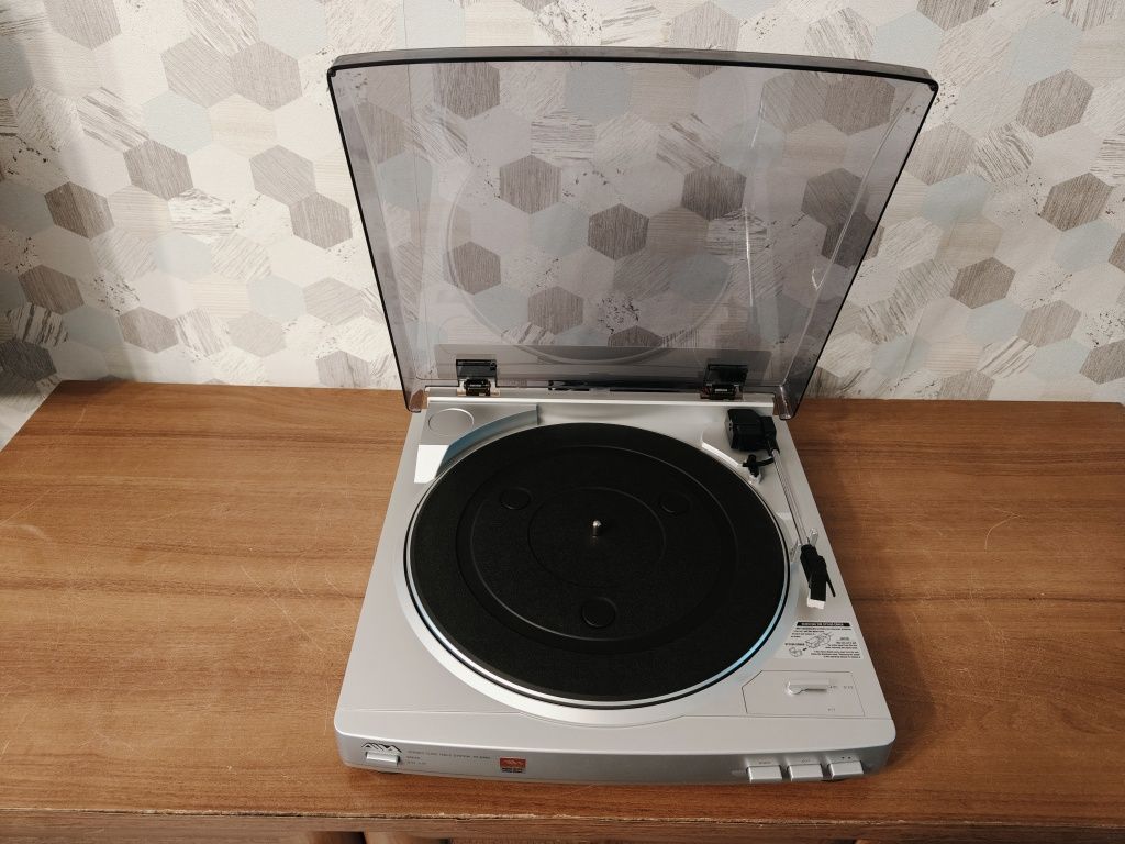 Gramofon Aiwa PX-E880 automat