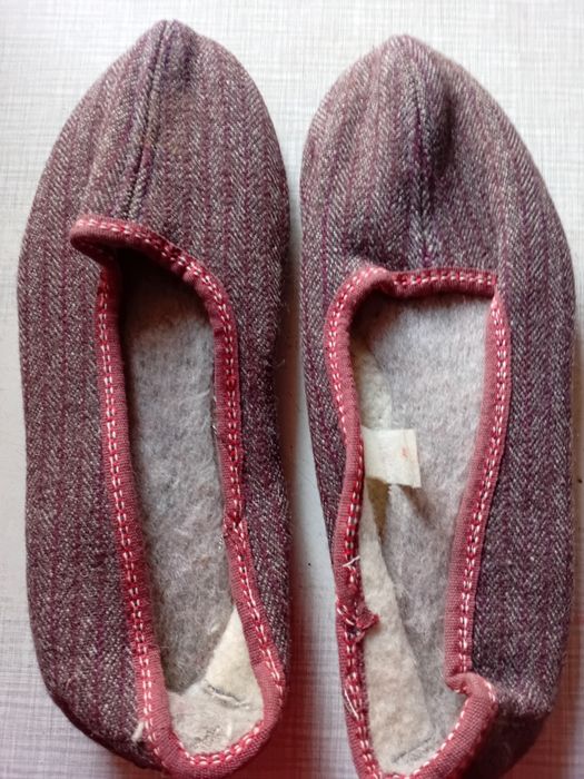 Продам мужские тапочки. 28.5размера. Производство. Ссср