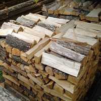 Купите качественные дрова по породам в Одессе с оперативной доставкой