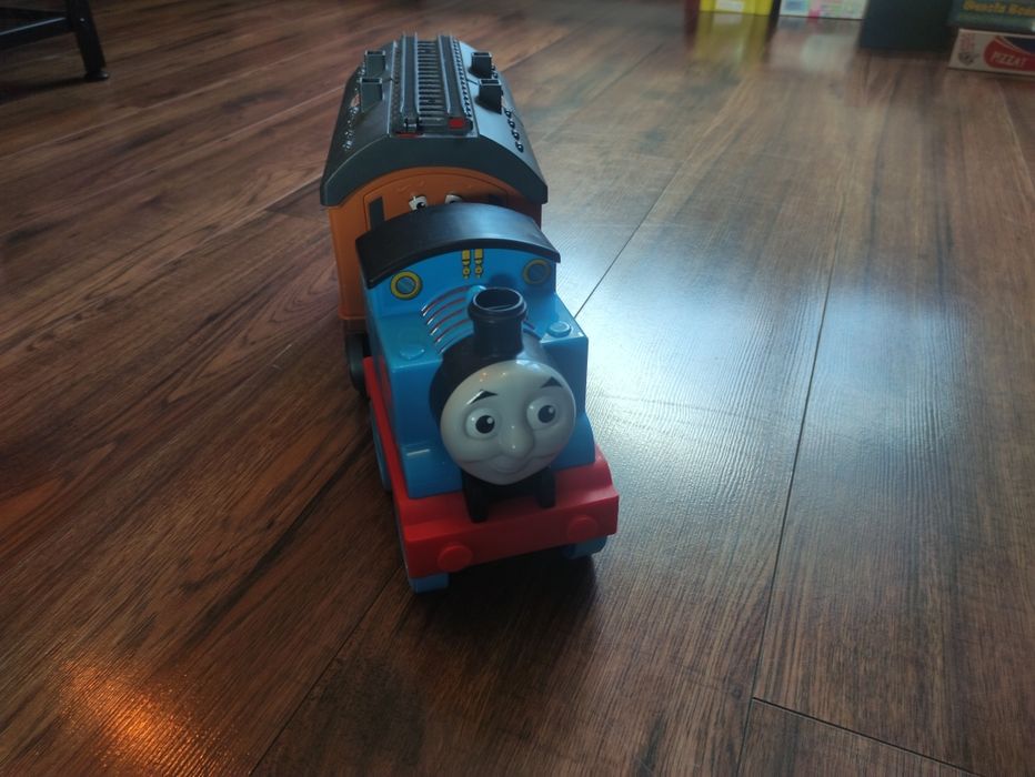 Fisher Price Tomek i przyjaciele zestaw rozkładany + 5 pociągów