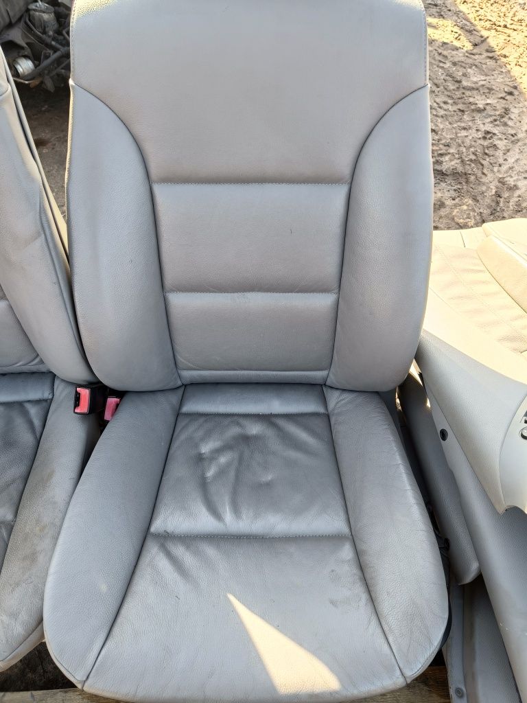 Fotele wnętrze BMW E60 seria 5 szara skóra Komplet