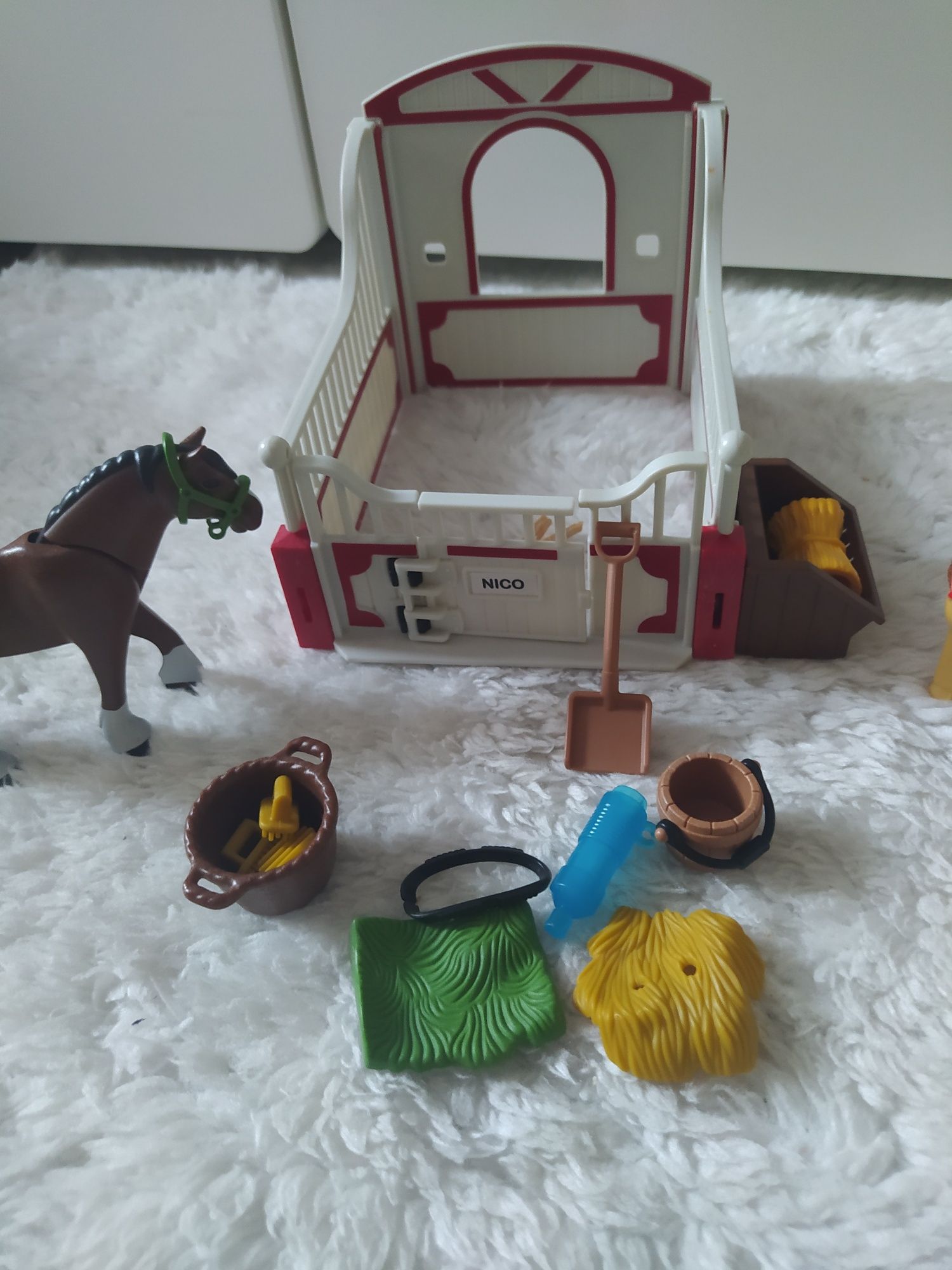Boks z koniem Nico Playmobil