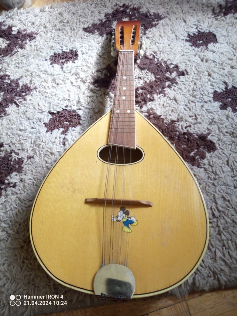 Stara mandolina z 1972 roku jak nowa