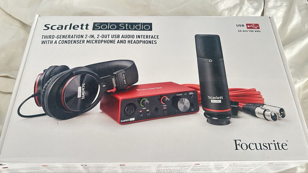 Microfone scarlett solo studio