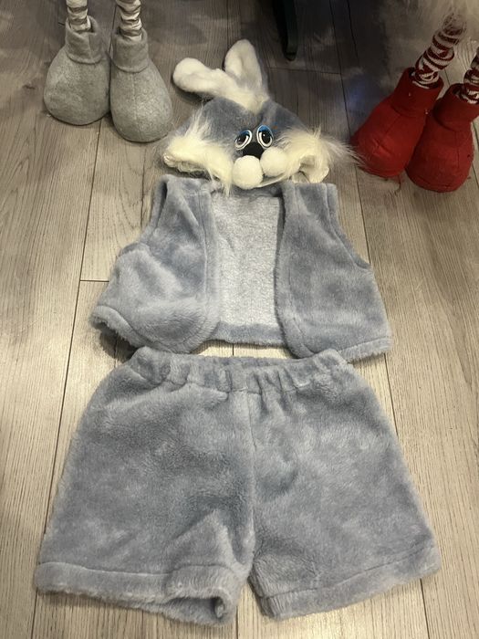 Новорічний костюм зайчика