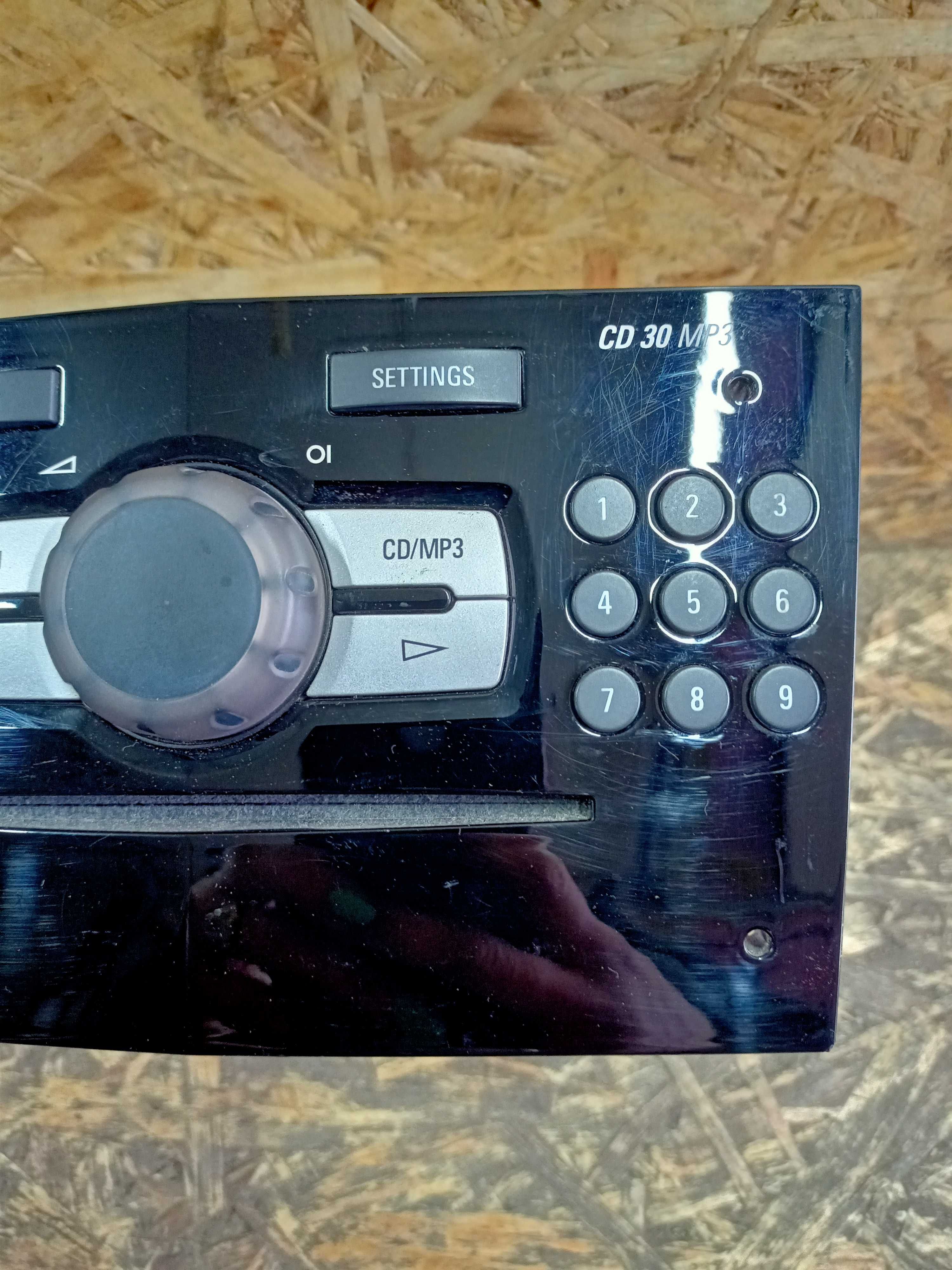 Opel Corsa D Astra H radio odtwarzacz CD piano black oryginał
